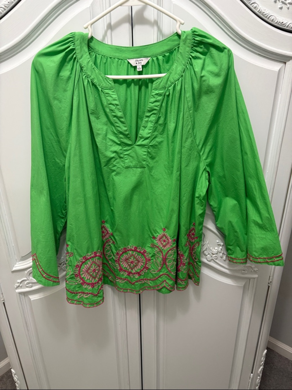 Women’s Embroidered Green Peasant Blouse - Crown & Ivy - Large
